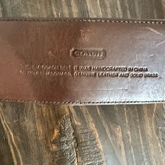 Coach Signature Logo Belt - Picture 3 of 7